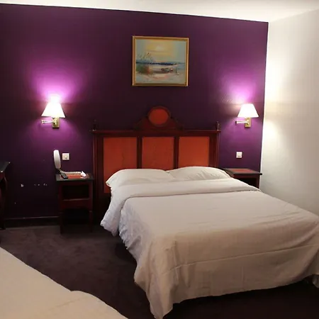 Metropol Hotel